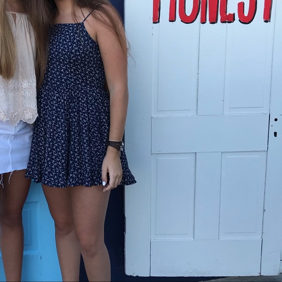 Brandy Melville Dresses & Skirts - BRANDY MELVILLE DRESS